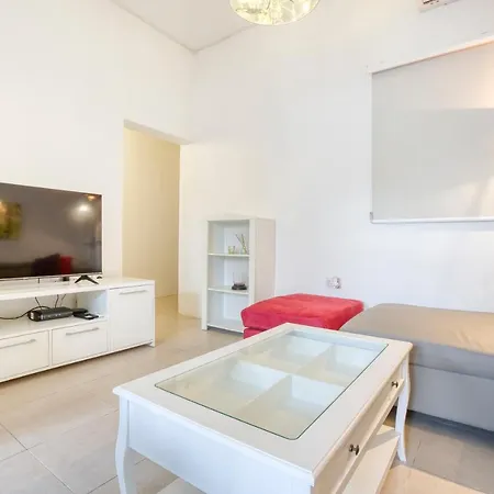 Διαμέρισμα Apt With Private Terrace By 360 Estates Σλιέμα