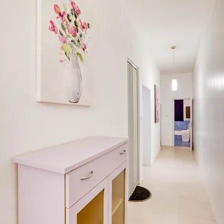 Apt With Private Terrace By 360 Estates * Σλιέμα